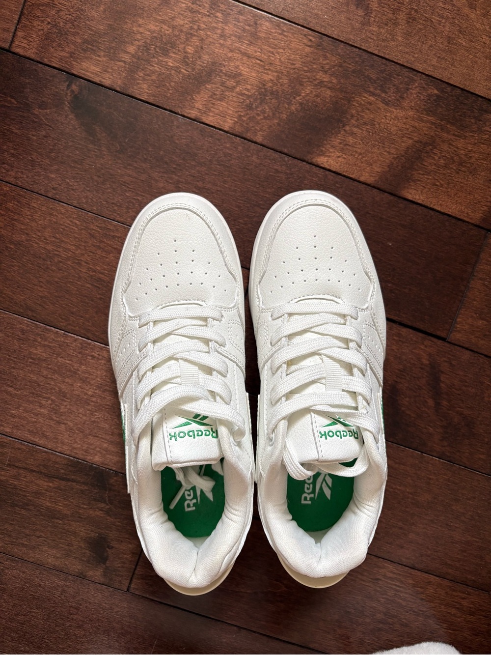 NWOT. Reebok White Lace-Up Sneakers with Green Accents